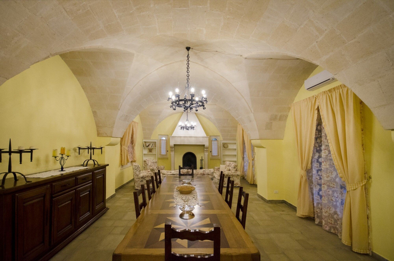 Food & Drinks, Villa I Giardini di Marzo, Lecce