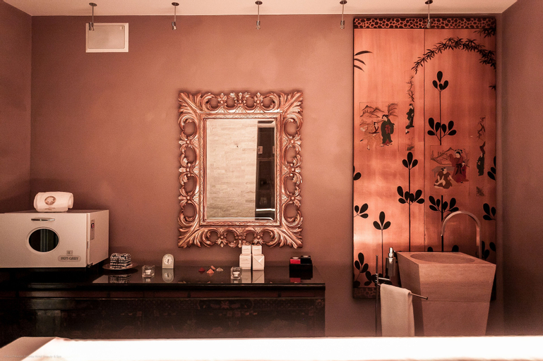 Bedroom 28