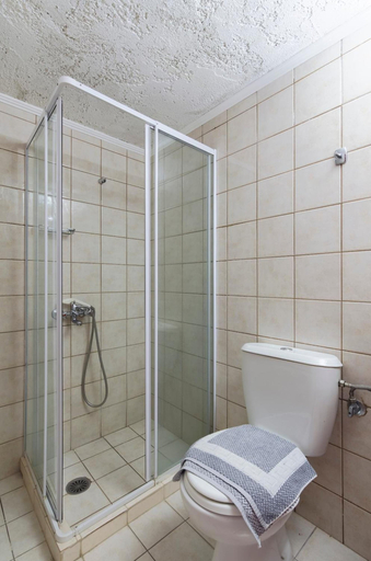 Bathroom 4, Keramos, Faistos