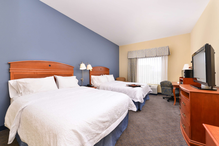 Bedroom 3, Hampton Inn Evanston, Uinta