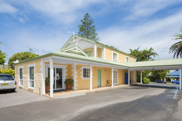 Exterior & Views 2, Wollongbar Motel, Byron