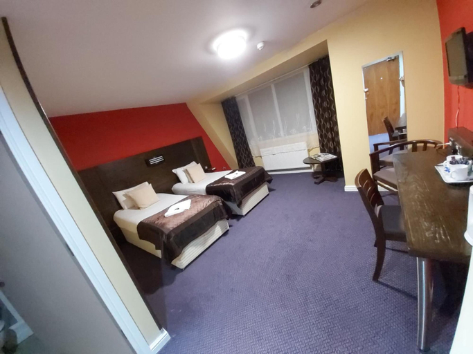 Bedroom 2, The Queensberry Hotel & Restaurant, Dumfries and Galloway