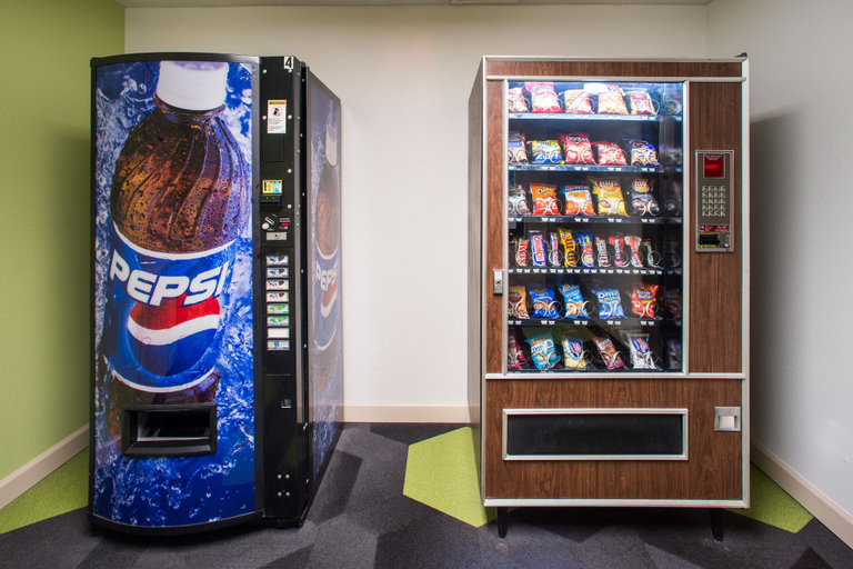 Food & Drinks 5, Northfield Inn, Suites & Conference Center, Sangamon