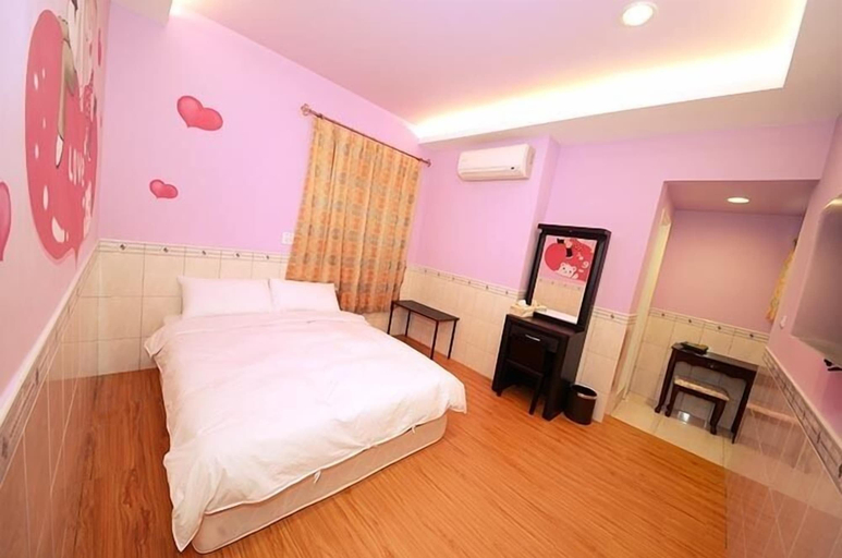 Bedroom 2, Painted Holiday, Pingtung
