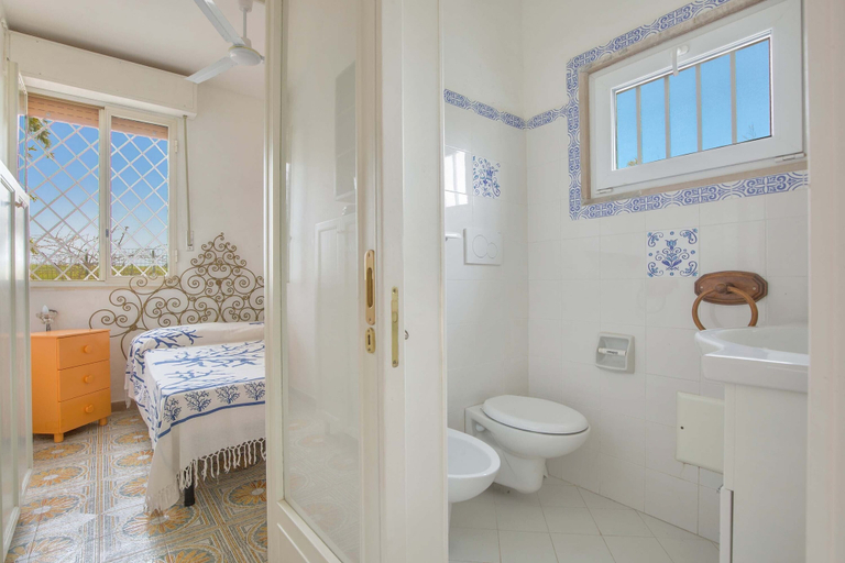 Bathroom 4, 2335 Villetta Ada by Barbarhouse, Lecce