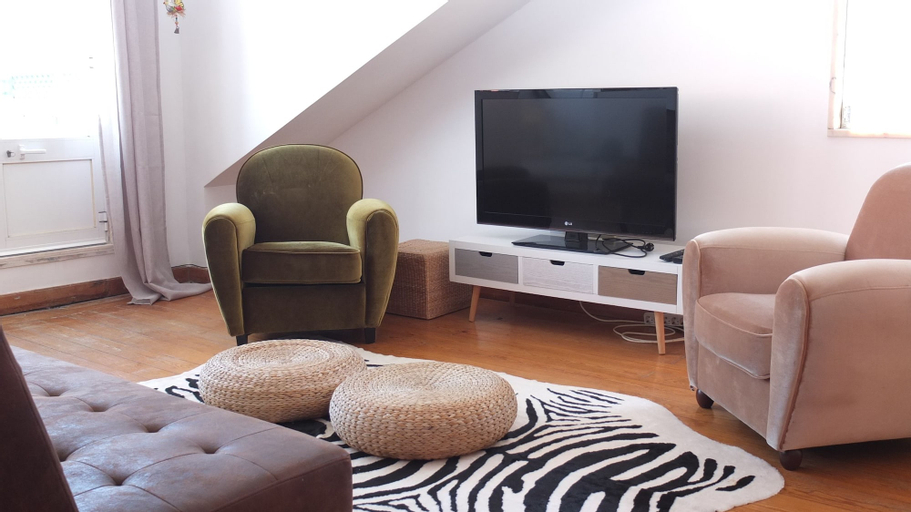 Quiet and Sunny central Lisbon apartment, Lisboa
