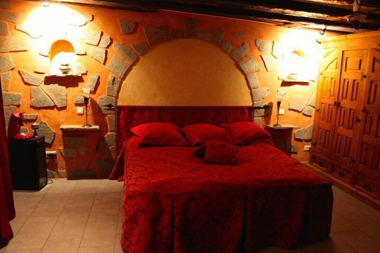 Bedroom 2, Les Gites des Templiers, Haut-Rhin