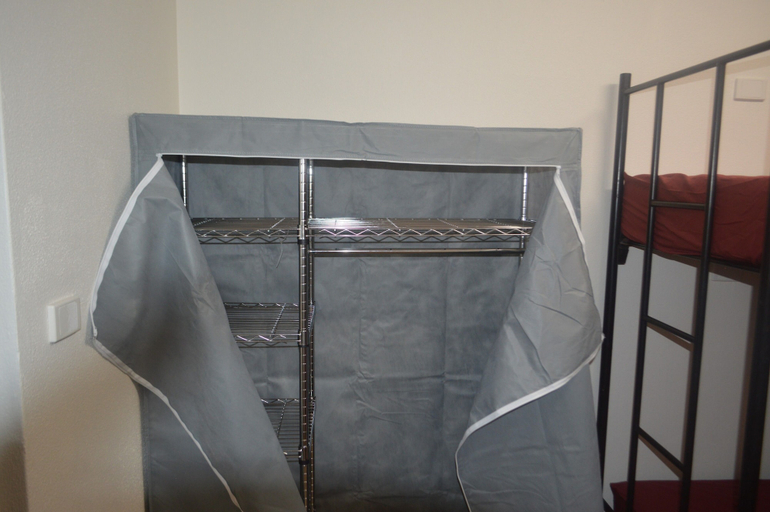 Bedroom 2, Youth Shack Backpackers Darwin, Darwin