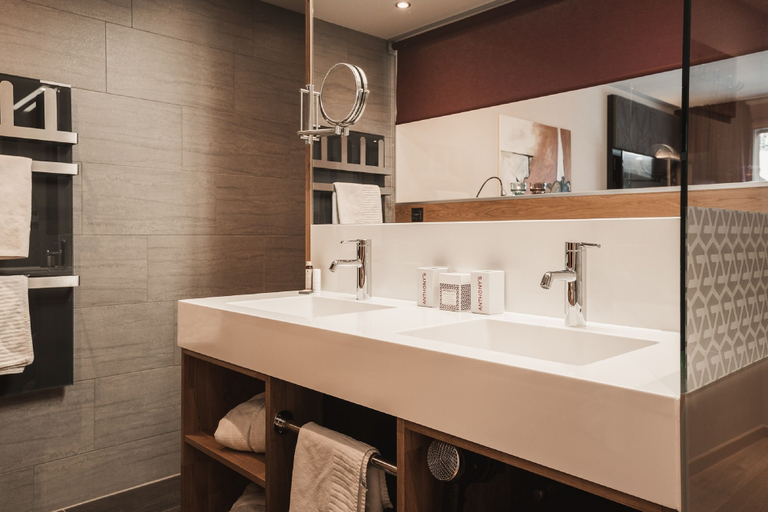Bathroom 5, Anthony's Life & Style Hotel, Landeck