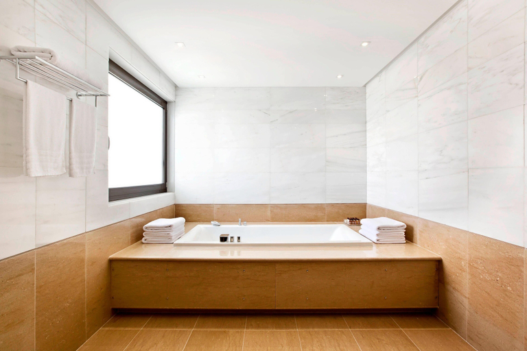 Bathroom 5, Sheraton Rhodes Resort, South Aegean