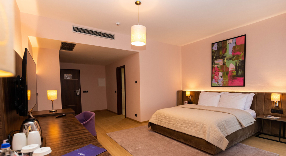 Bedroom 2, Hotel Sirius, Priština