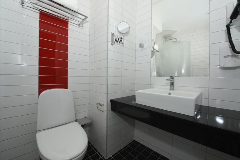 Bathroom 3, Comfort Hotel Umea City, Umeå
