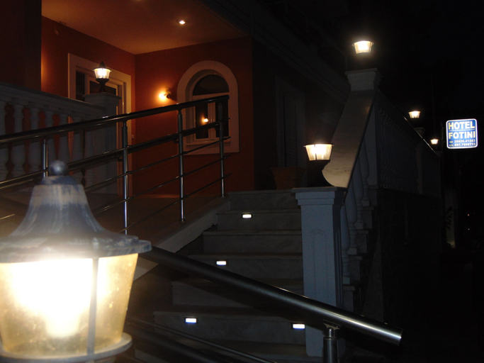 Others 4, Hotel Fotini, Epirus