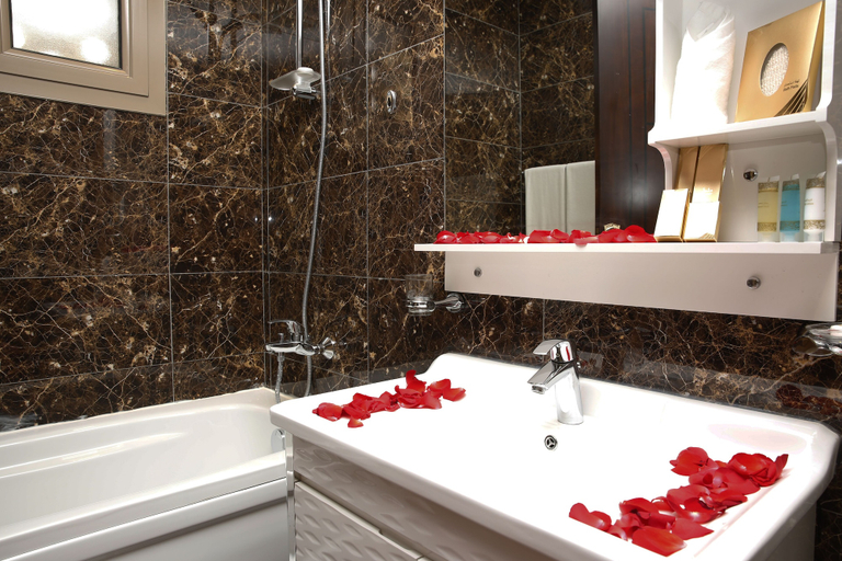 Bathroom 5, Innyar Hotel, Riyadh
