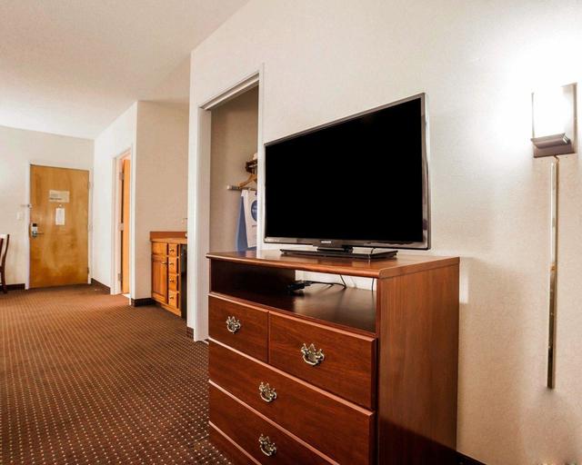 Others 4, Quality Inn, Callaway