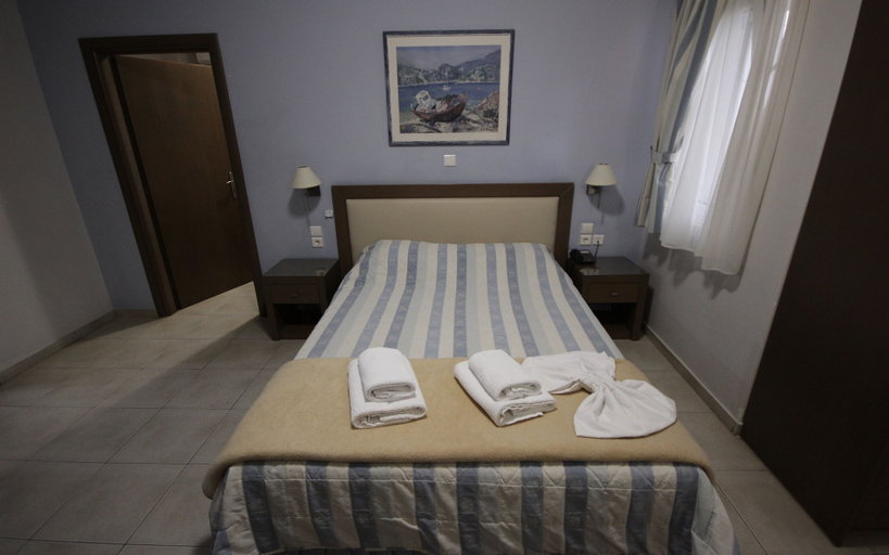 Bedroom 3, Philoxenia Hotel, Central Greece