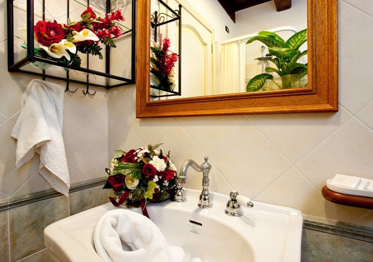 Bathroom 4, Agriturismo Colle Tocci, Rome