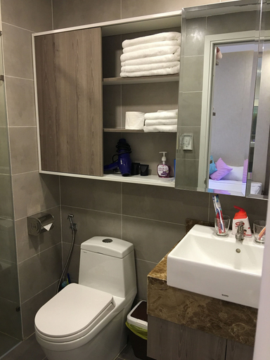 Bathroom 4, The GoldView Luxury Apartment, District 4