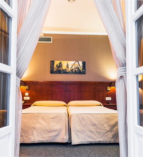 Bedroom 3, Hotel Herradura, A Coruña