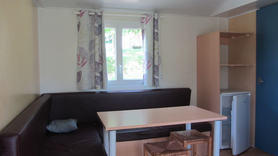 Others 4, Camping des Etoiles - Mobil-Home, Aveyron