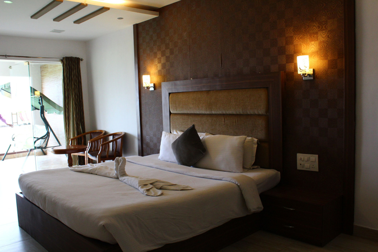 Bedroom 3, VGP Golden Beach Resort, Kancheepuram