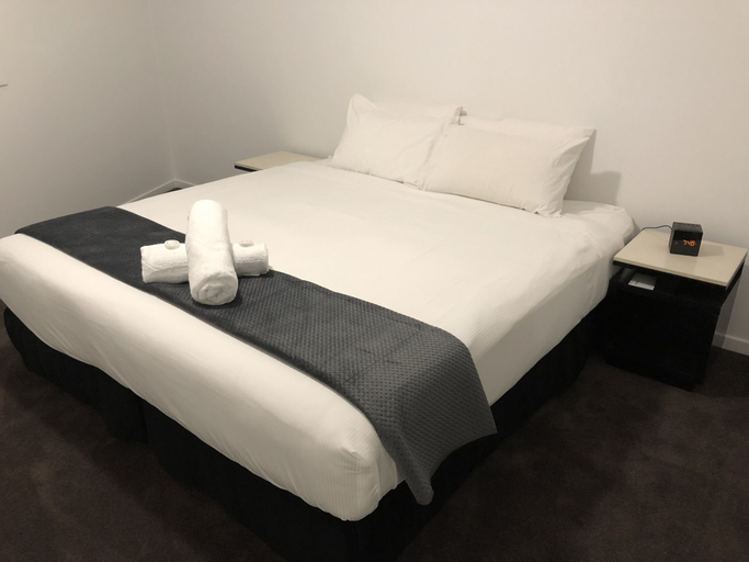 Bedroom 3, Nouveau on Young, Newcastle - Throsby