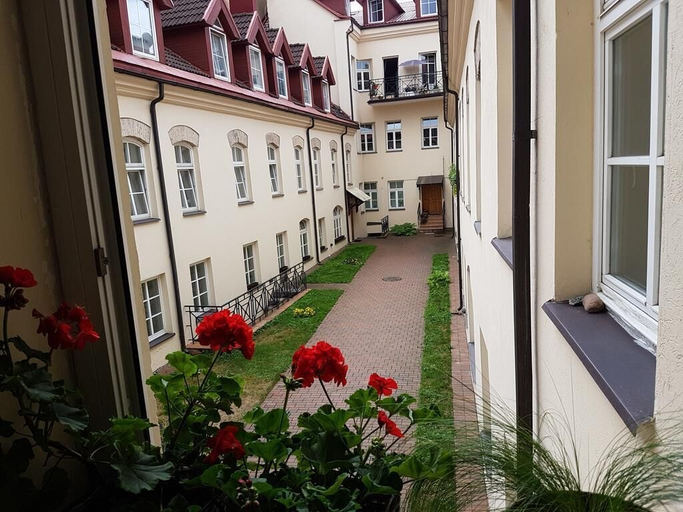 Others 5, ReHouse, Vilniaus