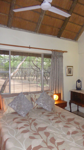 Bedroom 3, Kruger Cottage, Ehlanzeni