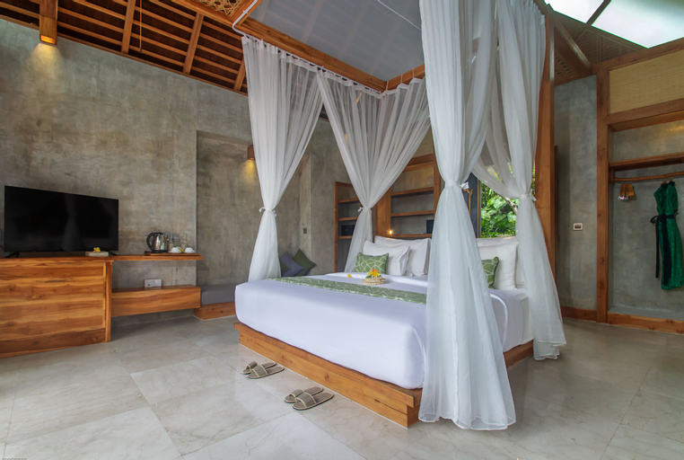 Bedroom 8