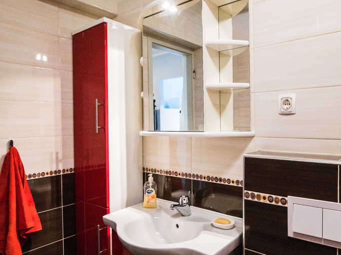 Bathroom 3, Apartment Nostalgija Split, Split