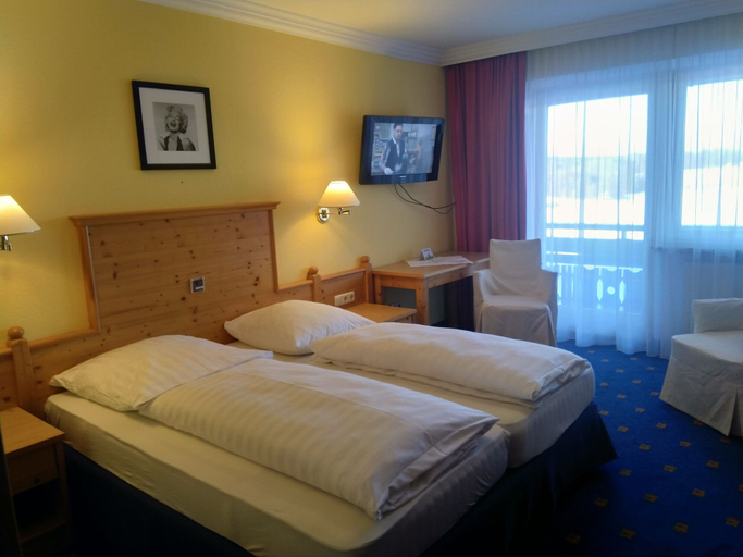 Bedroom 2, Schlossberghof Marzoll, Berchtesgadener Land