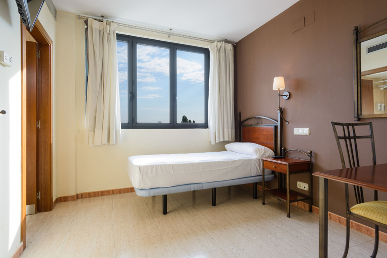 Bedroom 4, Hospedium Hotel Don Fidel, Zaragoza