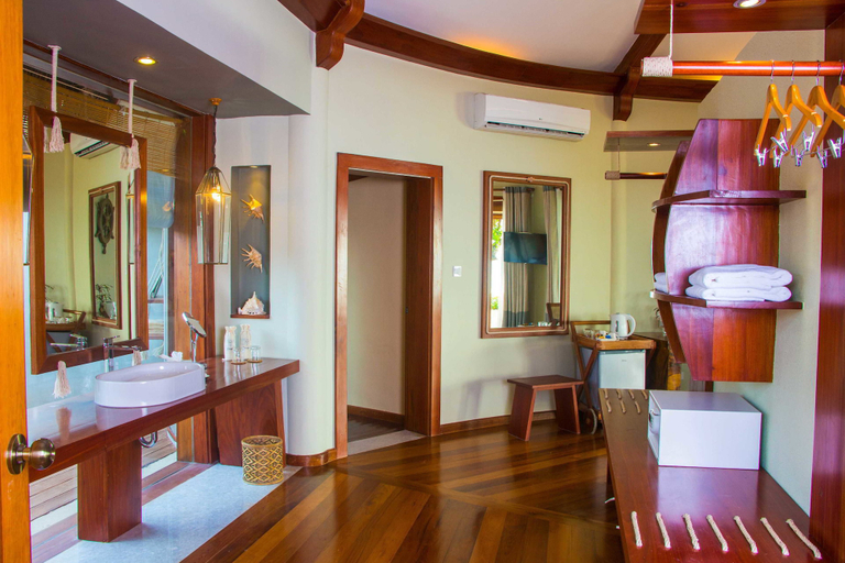 Bathroom 4, Pristine Mermaid Resort, Thandwe