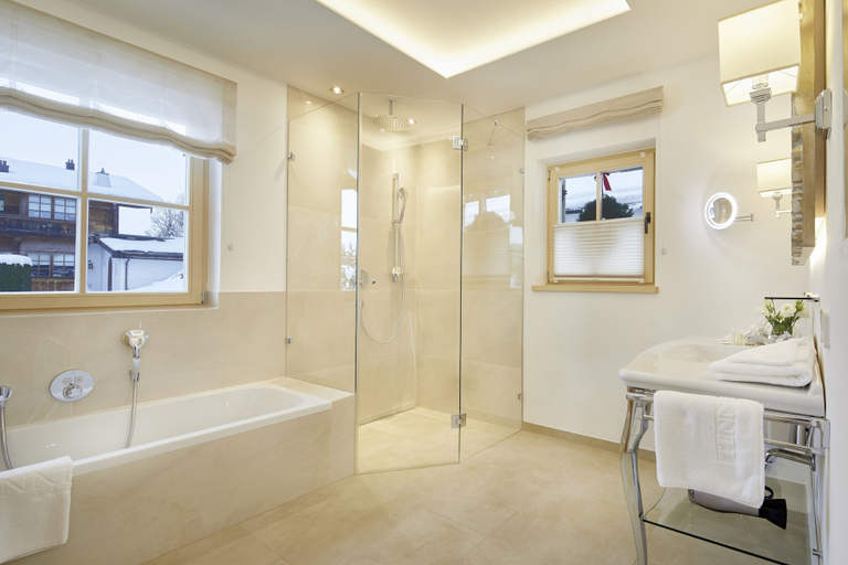 Bathroom 4, Tennerhof Luxury Chalets, Kitzbühel
