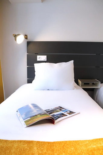 Bedroom 3, Hotel Athanor, Côte-d'Or