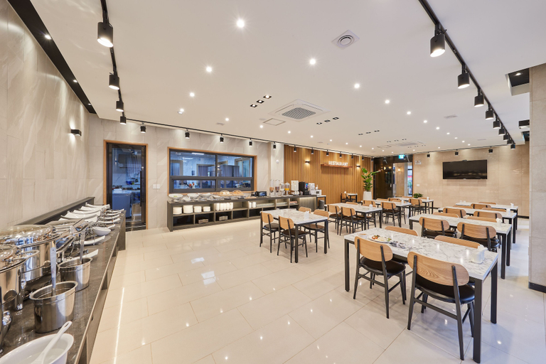 Food & Drinks 4, Hotel Hive Inn, Jangseong