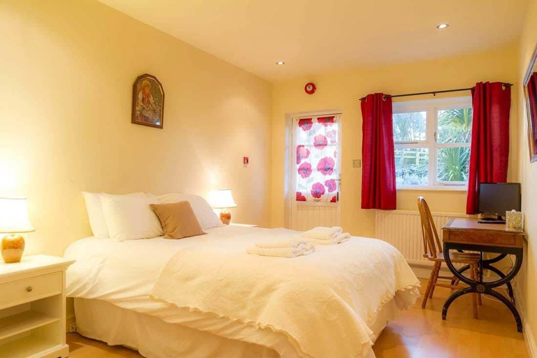 Bedroom 3, The Hanmer Arms, Wrexham