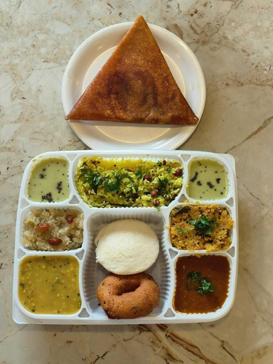 Food & Drinks 4, Yuvraj Signature, Mysore