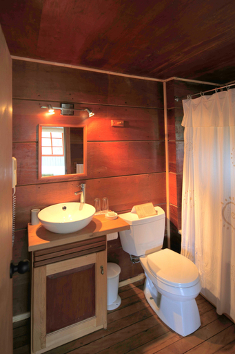 Bathroom 4, OCIO Territorial Hotel, Chiloé