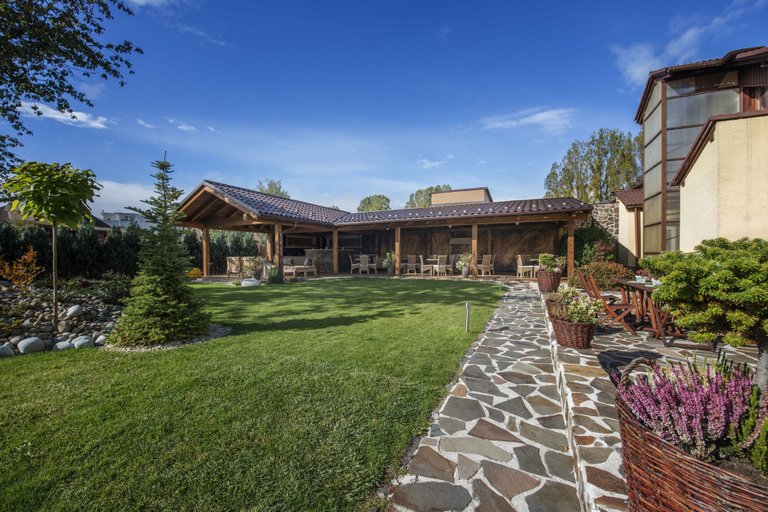 Exterior & Views 2, Pension Vila Mery, Poprad