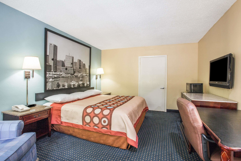 Bedroom 2, Super 8 by Wyndham Camp Springs/Andrews AFB DC Area, Prince George's