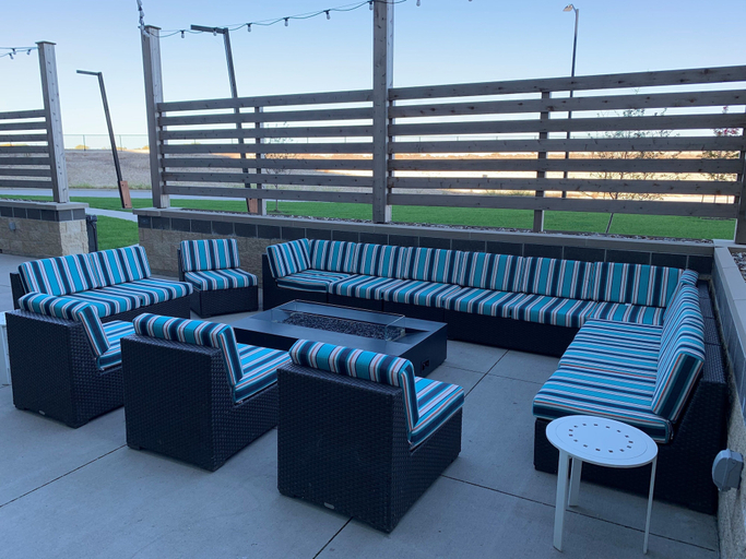 Food & Drinks 5, Hyatt Place East Moline Quad Cities, Rock Island