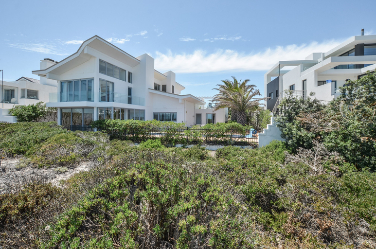 Exterior & Views 2, 66 On Lutie Katz, West Coast