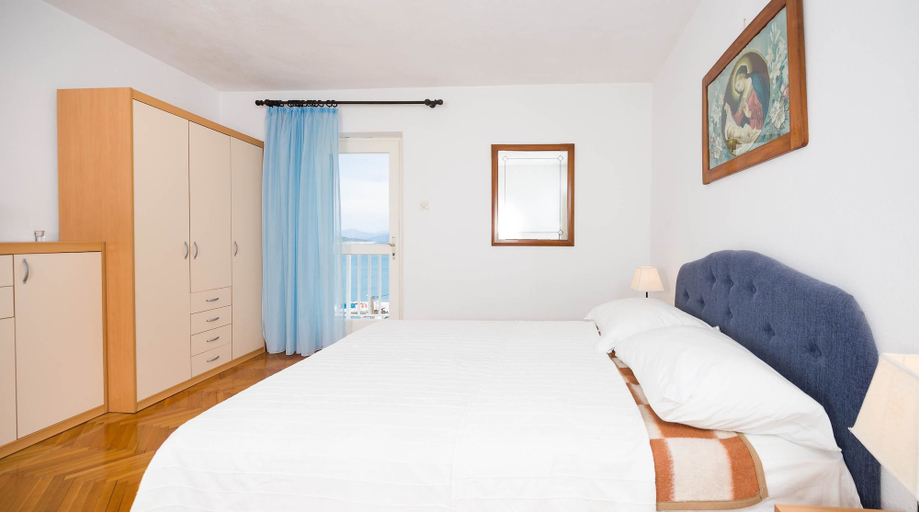 Bedroom 2, Apartments Marija Brac, Selca