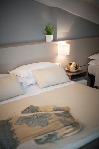 Bedroom 3, Hotel Aquila Azzurra, Rimini