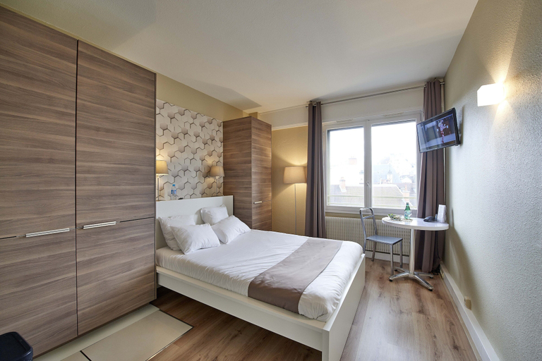 Bedroom 4, L'aparthoteL LhL, Côte-d'Or
