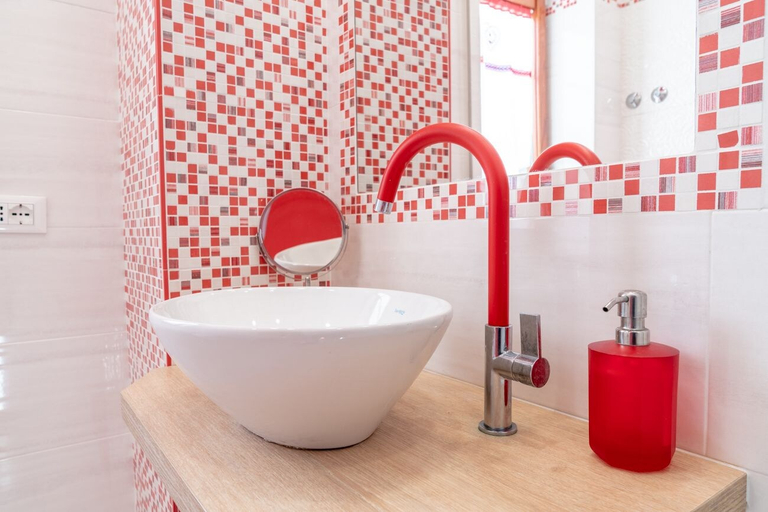 Bathroom 2, YourHome - Lucrezia Suites, Napoli