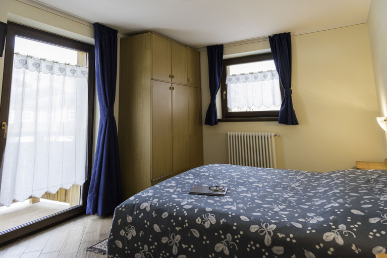 Bedroom 2, Appartamento Dina, Sondrio