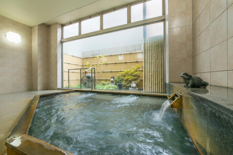 Sport & Beauty 5, Four Seasons, Takayama
