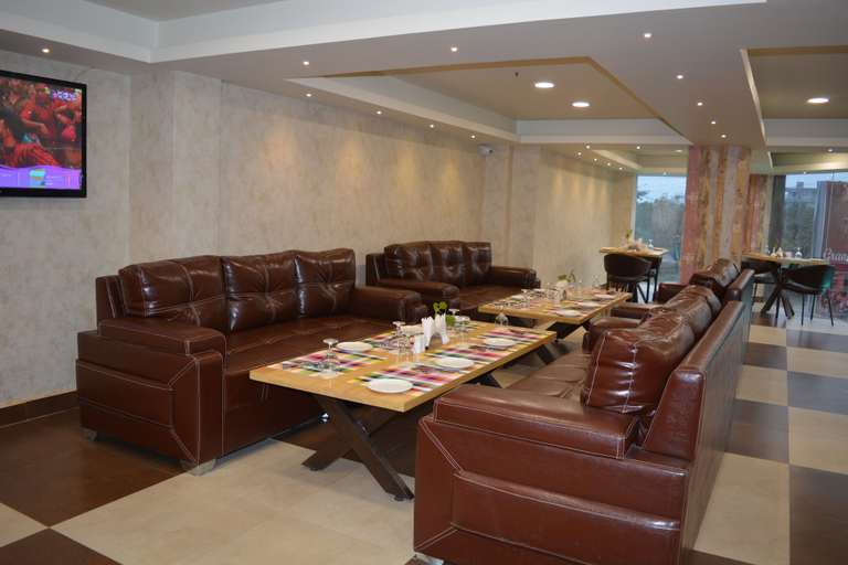 Food & Drinks 4, The Red Velvet Hotel, Patna